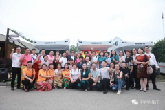 喜大普奔!伊宅购快乐车行房车驿站项目第一批自行式房车交车仪式圆满举行